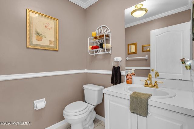 494 Meadowood Road, Jackson, NJ 08527