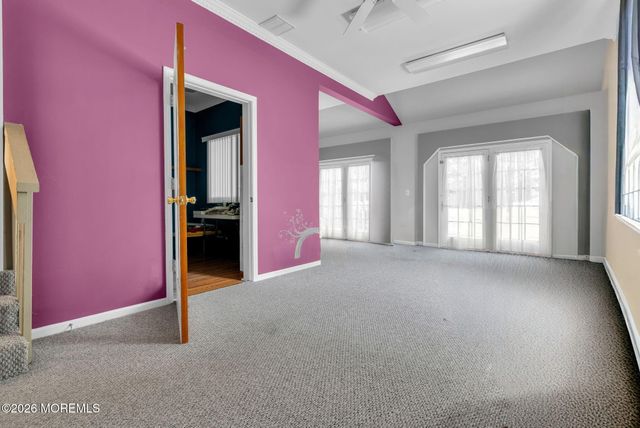 494 Meadowood Road, Jackson, NJ 08527