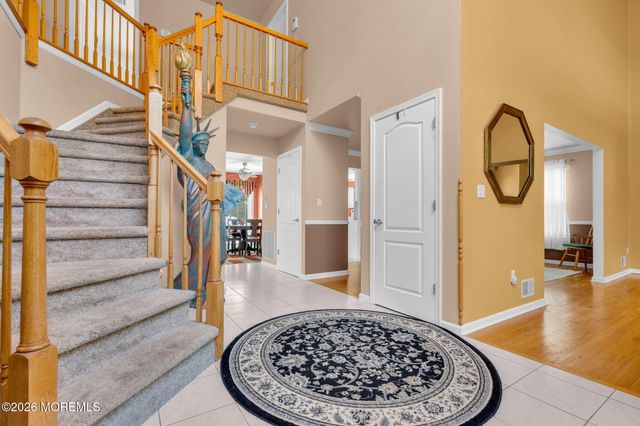 494 Meadowood Road, Jackson, NJ 08527