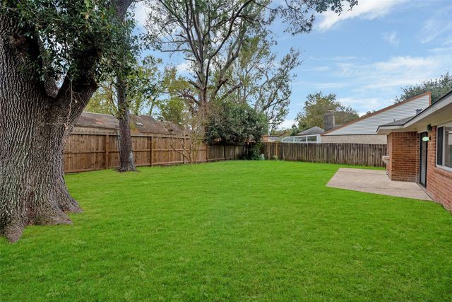 15806 Spring Forest Drive, Houston, TX 77059