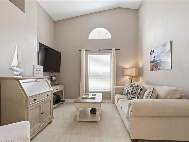 8139 Palomino DR 35, Naples, FL 34113