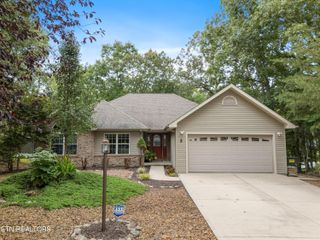 5 Cherokee Court, Crossville, TN 38572