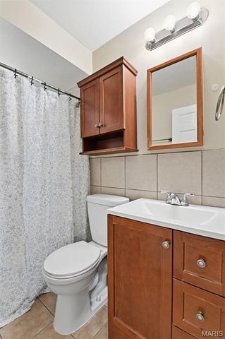 8308 Archer Avenue, St Louis, MO 63132