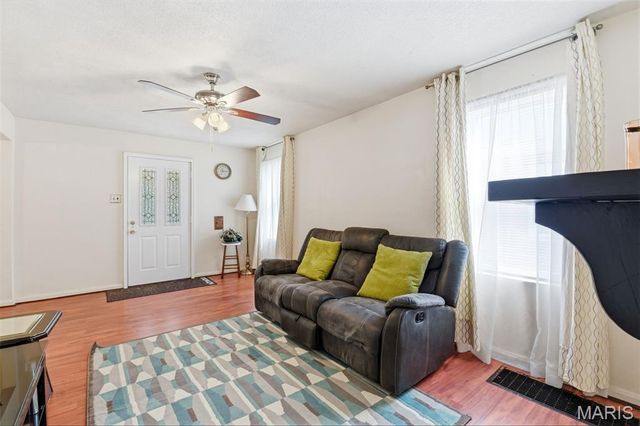 8308 Archer Avenue, St Louis, MO 63132