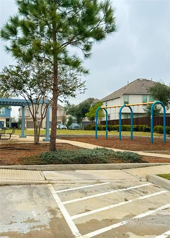 4015 Champlain Way, Iowa Colony, TX 77583