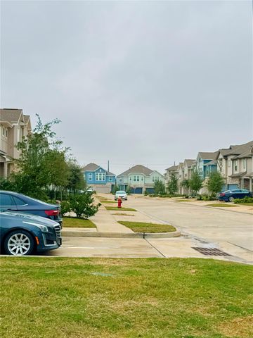 4015 Champlain Way, Iowa Colony, TX 77583