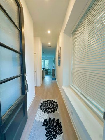 4015 Champlain Way, Iowa Colony, TX 77583