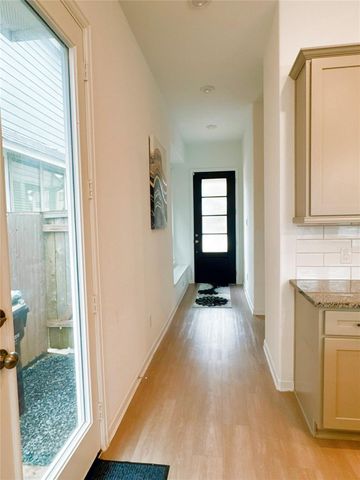 4015 Champlain Way, Iowa Colony, TX 77583