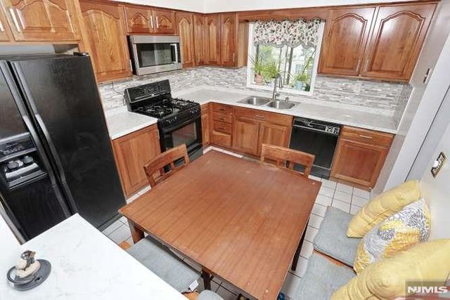 290 Hamilton Place 4, Hackensack, NJ 07601