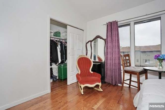 290 Hamilton Place 4, Hackensack, NJ 07601