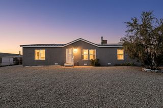 1221 26TH Street SW, Rio Rancho, NM 87124