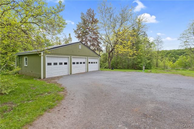 3529 County Route 57, Volney, NY 13126