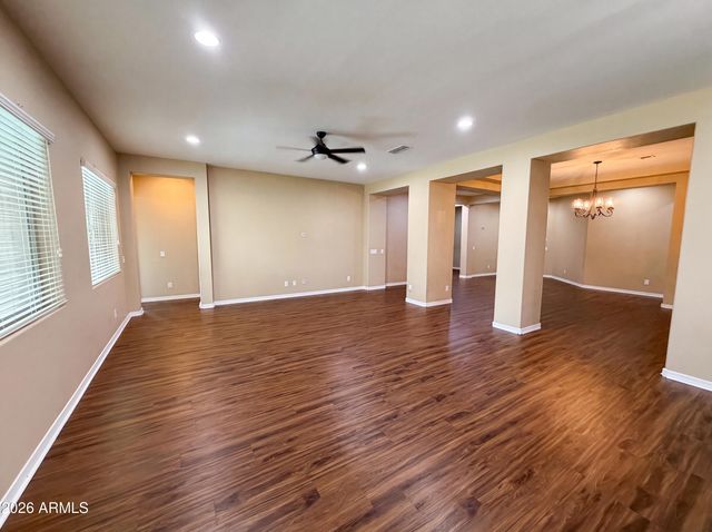 18136 W DEVONSHIRE Avenue, Goodyear, AZ 85395
