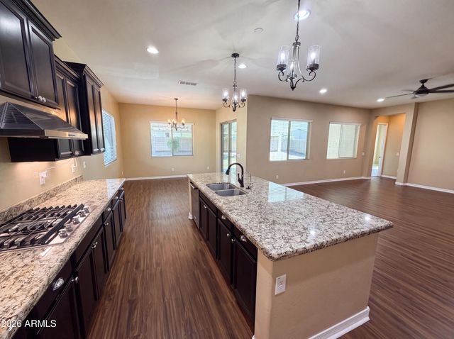 18136 W DEVONSHIRE Avenue, Goodyear, AZ 85395