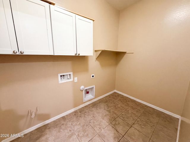 18136 W DEVONSHIRE Avenue, Goodyear, AZ 85395