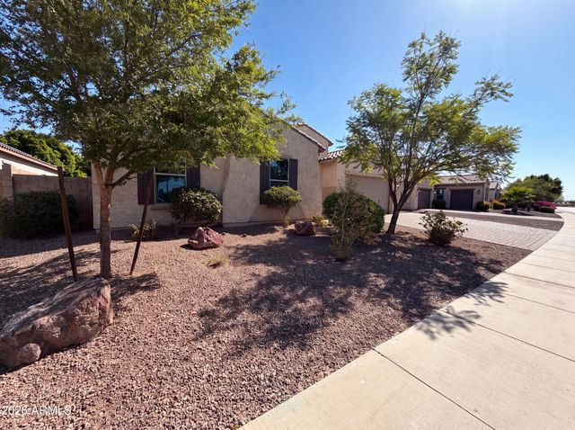 18136 W DEVONSHIRE Avenue, Goodyear, AZ 85395