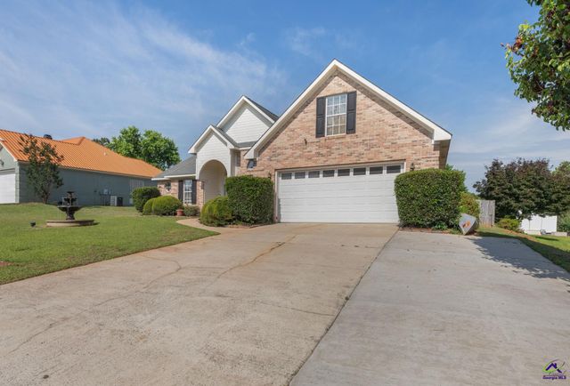 428 Cross Creek Way, Warner Robins, GA 31088