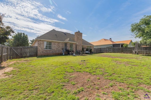 428 Cross Creek Way, Warner Robins, GA 31088
