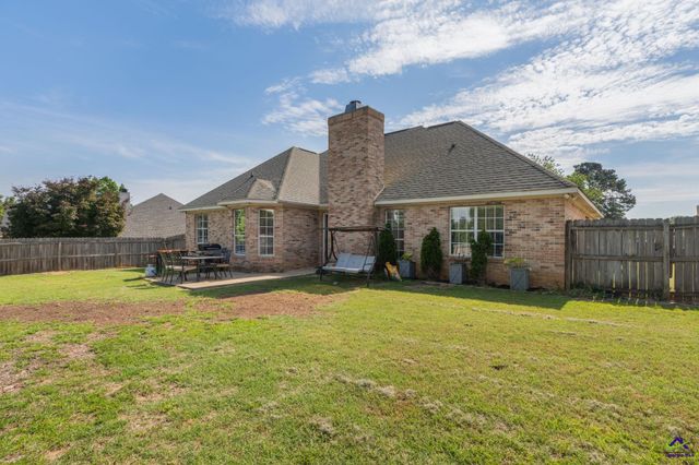 428 Cross Creek Way, Warner Robins, GA 31088