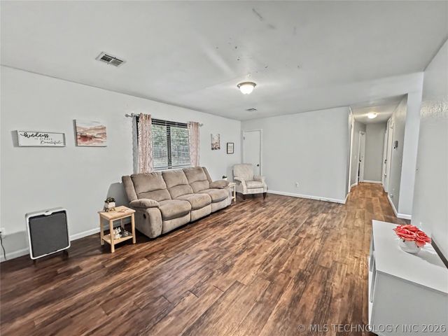 313 Dogwood Drive, Tahlequah, OK 74464