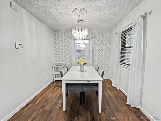 313 Dogwood Drive, Tahlequah, OK 74464