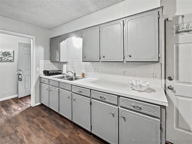 313 Dogwood Drive, Tahlequah, OK 74464
