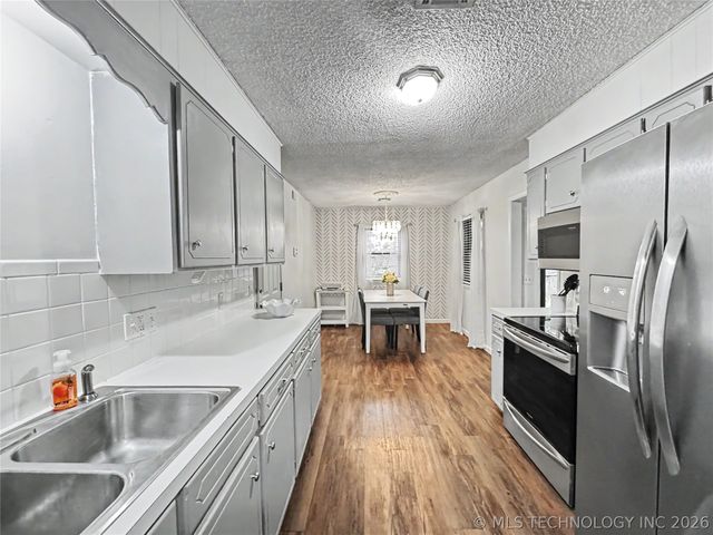 313 Dogwood Drive, Tahlequah, OK 74464