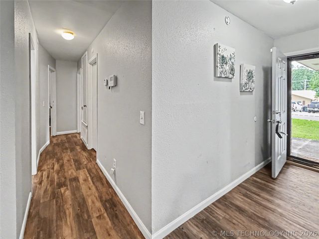 313 Dogwood Drive, Tahlequah, OK 74464
