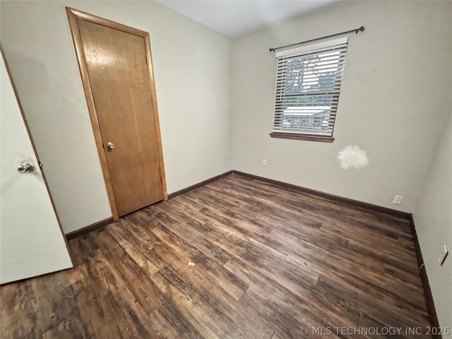 313 Dogwood Drive, Tahlequah, OK 74464