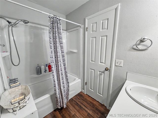 313 Dogwood Drive, Tahlequah, OK 74464