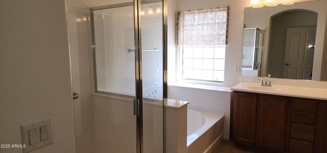 3014 E COCONINO Drive, Gilbert, AZ 85298