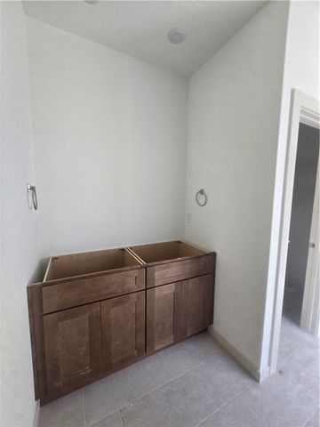 2304 N Zane Street, Siloam Springs, AR 72761