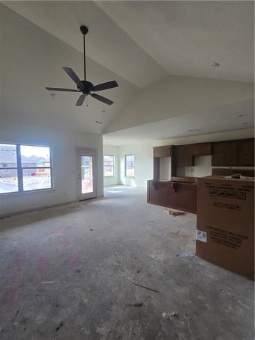 2304 N Zane Street, Siloam Springs, AR 72761