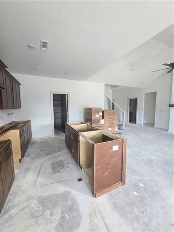 2304 N Zane Street, Siloam Springs, AR 72761