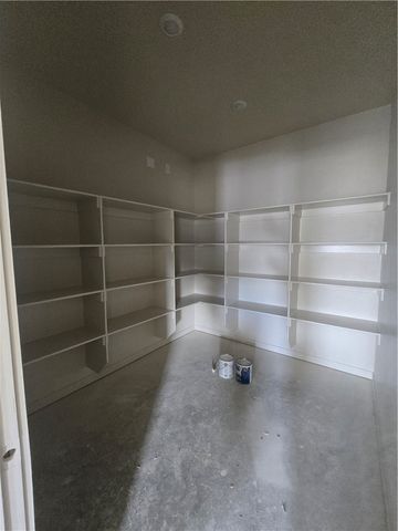 2304 N Zane Street, Siloam Springs, AR 72761