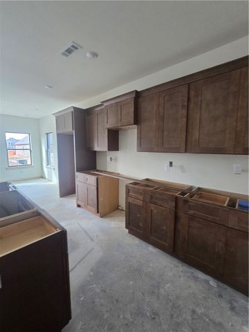 2304 N Zane Street, Siloam Springs, AR 72761