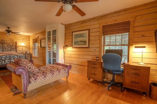 107 CEDAR SPRINGS DR, Wimberley, TX 78676