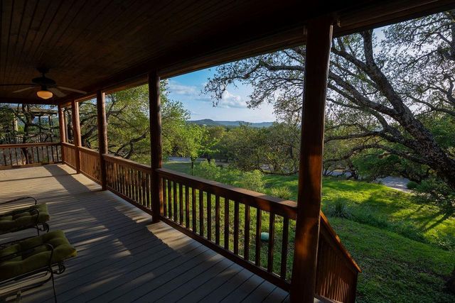 107 CEDAR SPRINGS DR, Wimberley, TX 78676