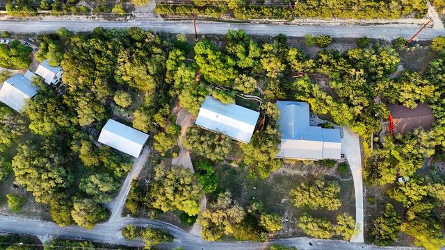 107 CEDAR SPRINGS DR, Wimberley, TX 78676
