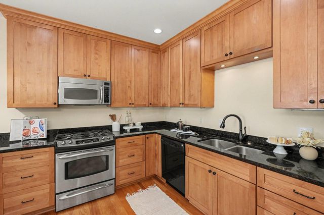 3810 W 31st Street 101, Minneapolis, MN 55416