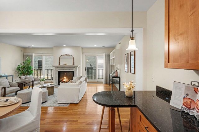 3810 W 31st Street 101, Minneapolis, MN 55416