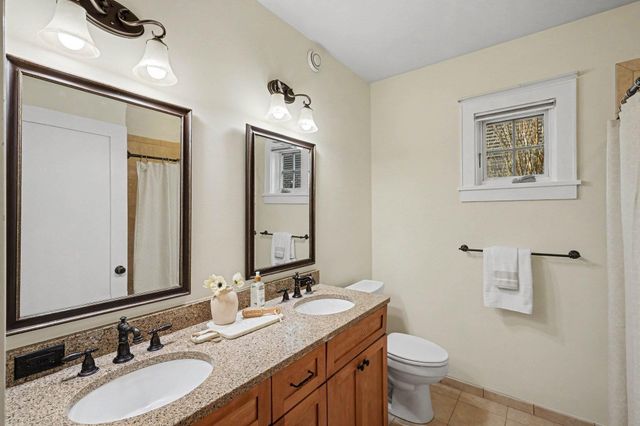 3810 W 31st Street 101, Minneapolis, MN 55416