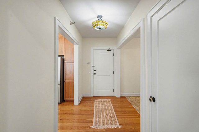 3810 W 31st Street 101, Minneapolis, MN 55416