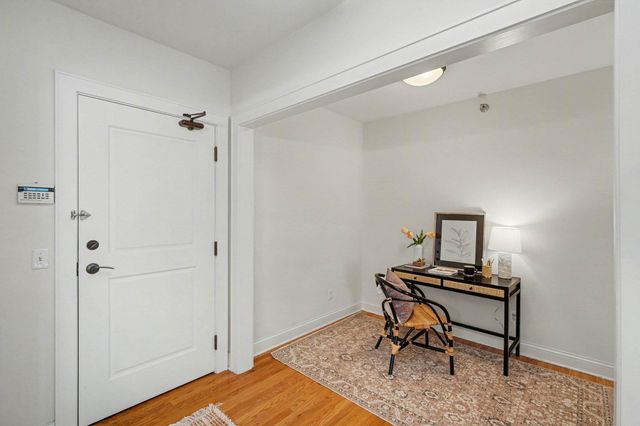 3810 W 31st Street 101, Minneapolis, MN 55416