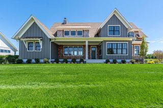 35 Club Drive, Baiting Hollow, NY 11933
