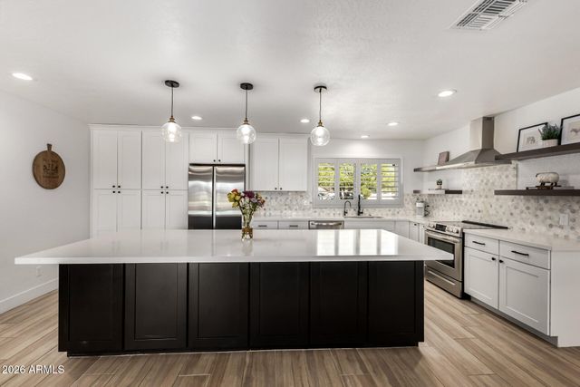 19201 E VIA DE PALMAS Road, Queen Creek, AZ 85142