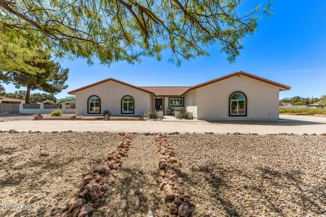 19201 E VIA DE PALMAS Road, Queen Creek, AZ 85142