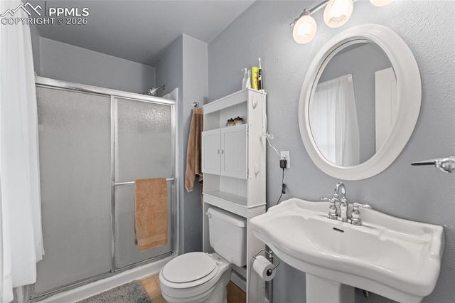 6845 Cedar Edge Drive, Colorado Springs, CO 80911