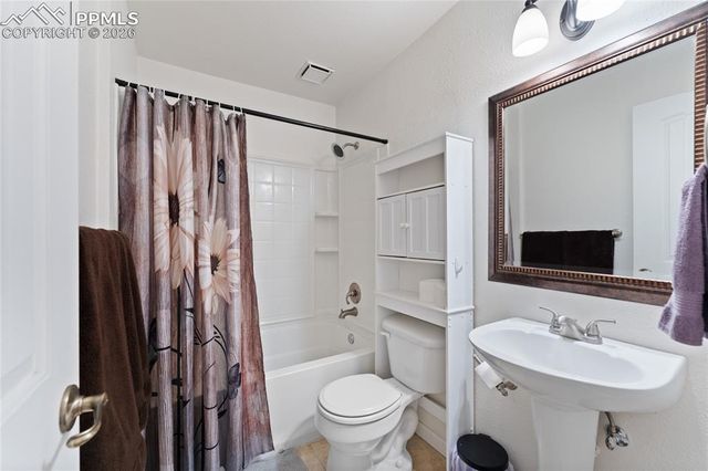 6845 Cedar Edge Drive, Colorado Springs, CO 80911