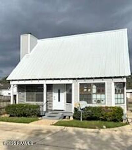 106 Holmes Drive, Abbeville, LA 70510